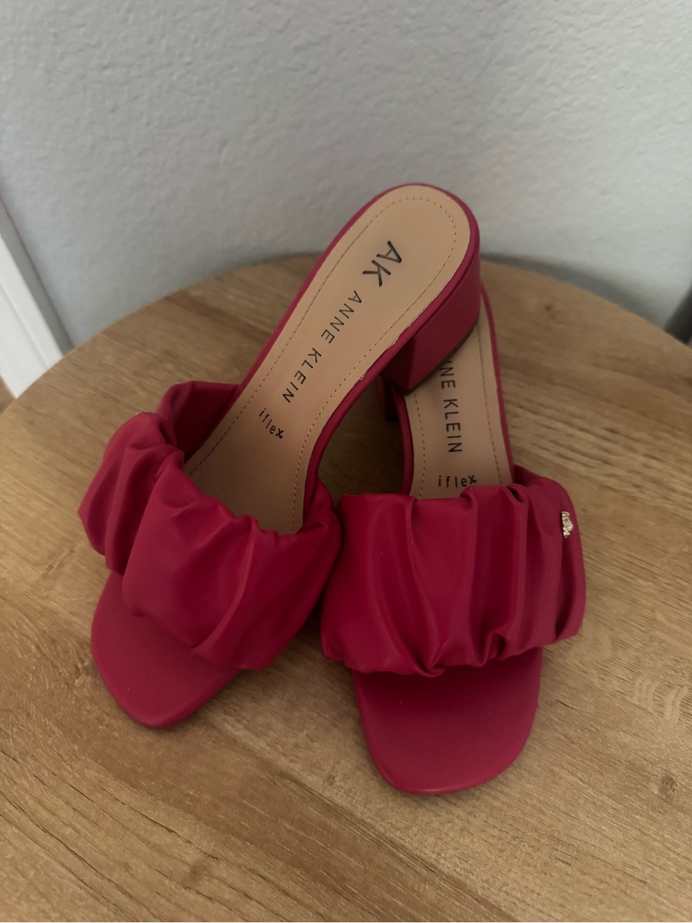 Anne Klein Ladessa Hot Pink iflex Slide Sandals